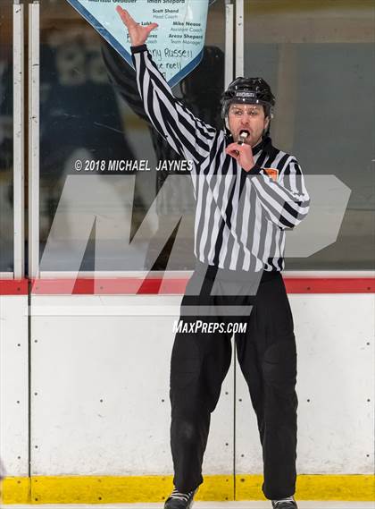Thumbnail 2 in JSerra Catholic vs. Damien photogallery.