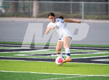 Thumbnail 2 in Western Christian vs. Hoover (28th Annual Socal HS Classic Presented By Nike) photogallery.