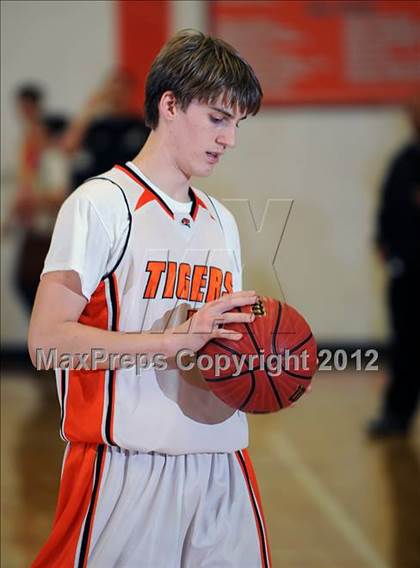 Thumbnail 2 in Brewer @ Grissom photogallery.