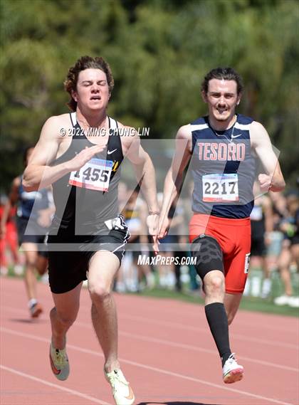 Thumbnail 1 in Irvine/Asics Invitational photogallery.