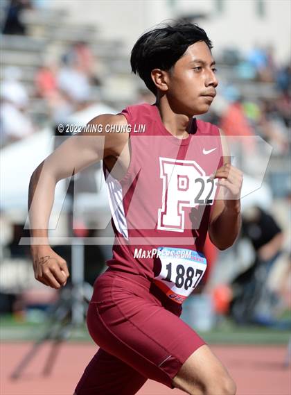 Thumbnail 2 in Irvine/Asics Invitational photogallery.