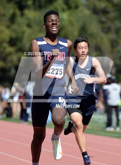 Thumbnail 2 in Irvine/Asics Invitational photogallery.