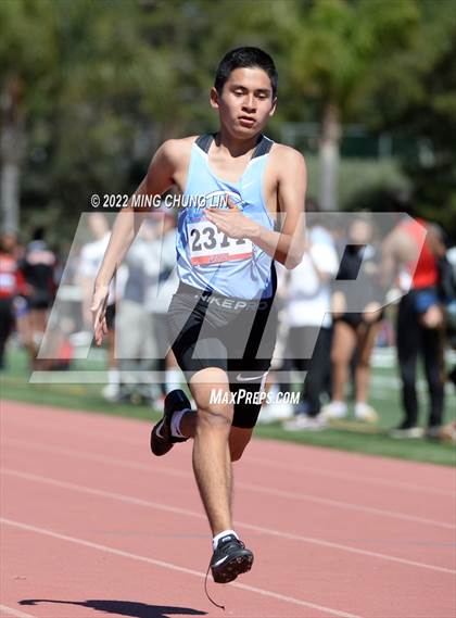 Thumbnail 2 in Irvine/Asics Invitational photogallery.