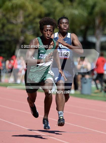 Thumbnail 2 in Irvine/Asics Invitational photogallery.