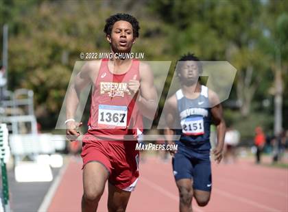 Thumbnail 2 in Irvine/Asics Invitational photogallery.
