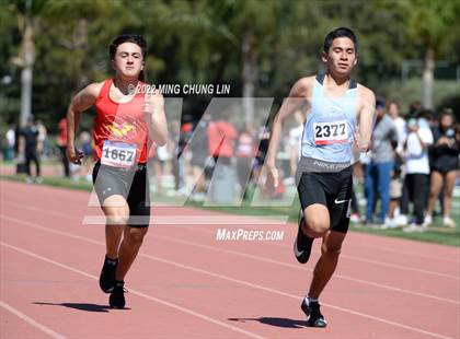 Thumbnail 3 in Irvine/Asics Invitational photogallery.