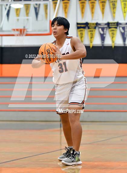 Thumbnail 3 in Linden vs. Roseville (Tiger Classic) photogallery.