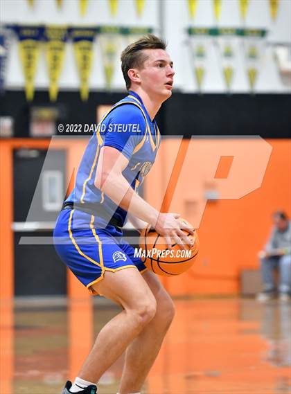 Thumbnail 2 in Linden vs. Roseville (Tiger Classic) photogallery.