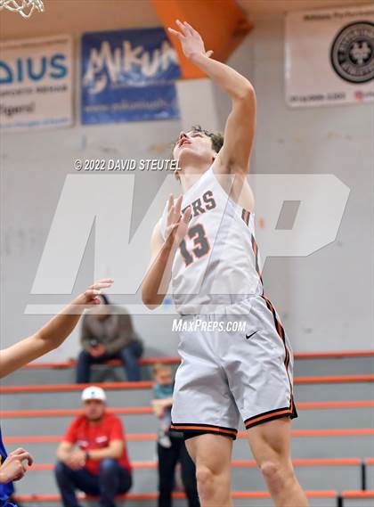 Thumbnail 1 in Linden vs. Roseville (Tiger Classic) photogallery.
