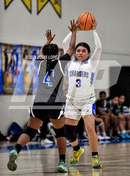 Thumbnail 1 in Diamond Ranch @ Charter Oak photogallery.