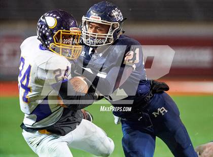 Thumbnail 2 in Mount Airy vs. Tarboro (NCHSAA 1AA Final) photogallery.