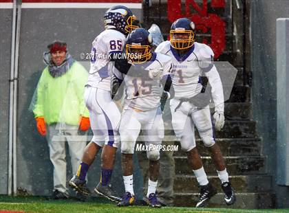 Thumbnail 3 in Mount Airy vs. Tarboro (NCHSAA 1AA Final) photogallery.
