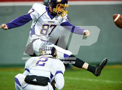 Thumbnail 2 in Mount Airy vs. Tarboro (NCHSAA 1AA Final) photogallery.