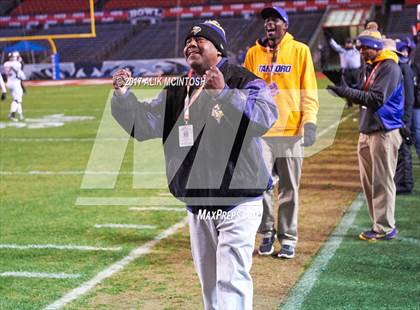 Thumbnail 1 in Mount Airy vs. Tarboro (NCHSAA 1AA Final) photogallery.