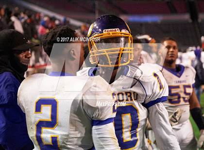 Thumbnail 2 in Mount Airy vs. Tarboro (NCHSAA 1AA Final) photogallery.