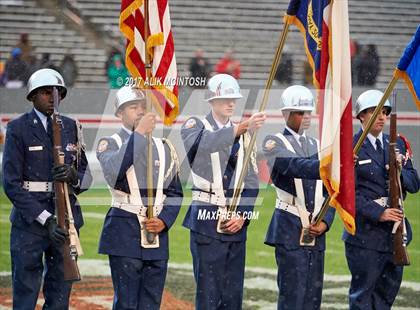 Thumbnail 2 in Mount Airy vs. Tarboro (NCHSAA 1AA Final) photogallery.