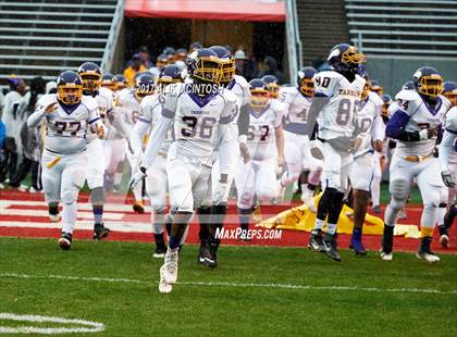 Thumbnail 3 in Mount Airy vs. Tarboro (NCHSAA 1AA Final) photogallery.