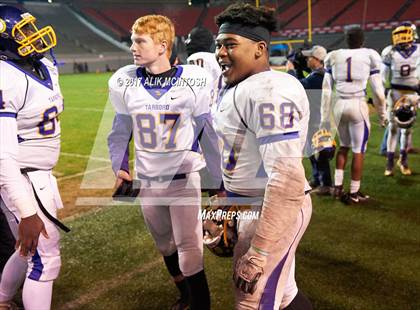 Thumbnail 1 in Mount Airy vs. Tarboro (NCHSAA 1AA Final) photogallery.