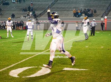 Thumbnail 2 in Mount Airy vs. Tarboro (NCHSAA 1AA Final) photogallery.