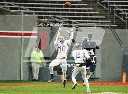 Thumbnail 3 in Mount Airy vs. Tarboro (NCHSAA 1AA Final) photogallery.