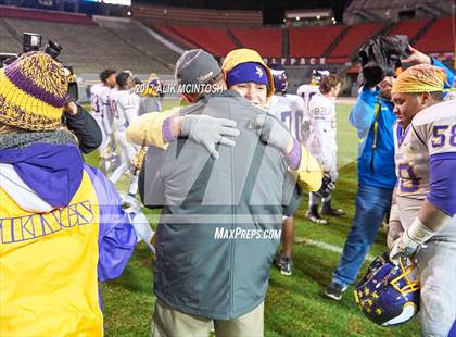 Thumbnail 2 in Mount Airy vs. Tarboro (NCHSAA 1AA Final) photogallery.