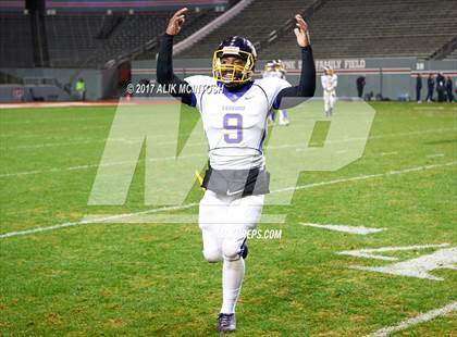 Thumbnail 1 in Mount Airy vs. Tarboro (NCHSAA 1AA Final) photogallery.