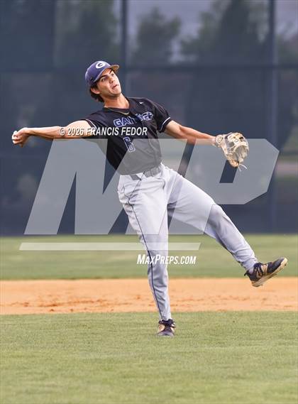 Thumbnail 1 in Gaither @ Sumner photogallery.