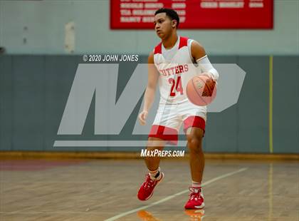 Thumbnail 3 in Bergen Catholic @ Fair Lawn photogallery.