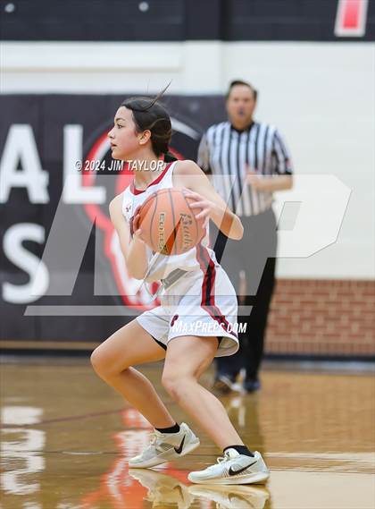 Thumbnail 3 in Crowley vs Mineral Wells (MW Ram Classic Tournament) photogallery.