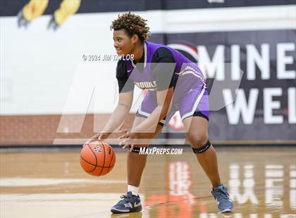 Thumbnail 3 in Crowley vs Mineral Wells (MW Ram Classic Tournament) photogallery.