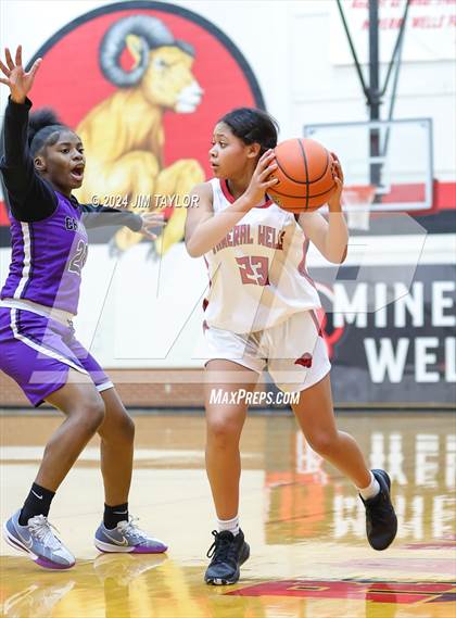 Thumbnail 3 in Crowley vs Mineral Wells (MW Ram Classic Tournament) photogallery.