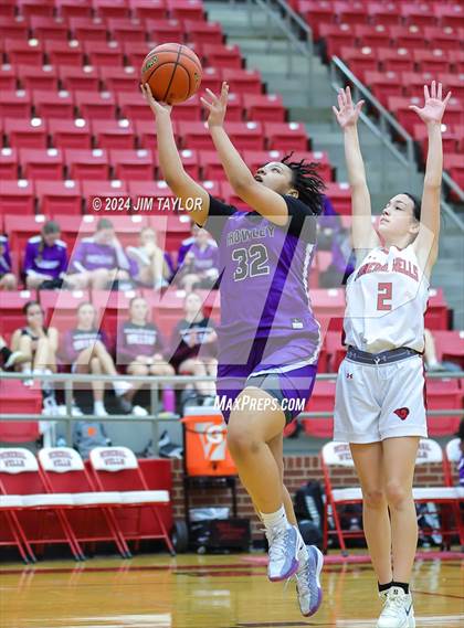 Thumbnail 1 in Crowley vs Mineral Wells (MW Ram Classic Tournament) photogallery.