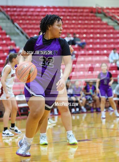 Thumbnail 1 in Crowley vs Mineral Wells (MW Ram Classic Tournament) photogallery.
