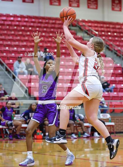 Thumbnail 3 in Crowley vs Mineral Wells (MW Ram Classic Tournament) photogallery.