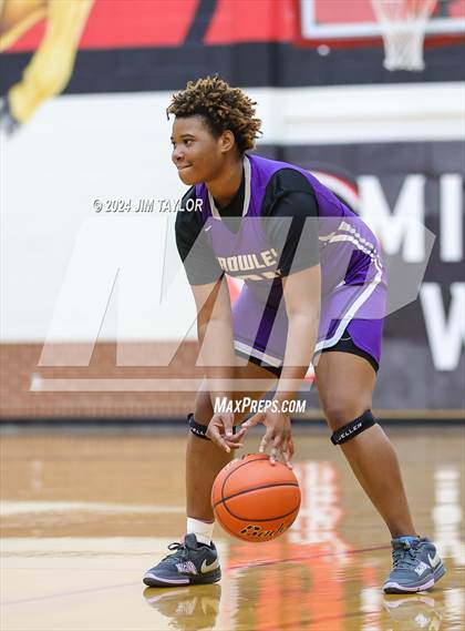 Thumbnail 1 in Crowley vs Mineral Wells (MW Ram Classic Tournament) photogallery.