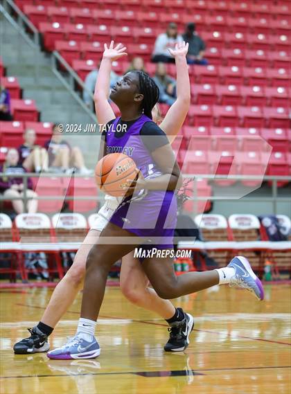 Thumbnail 1 in Crowley vs Mineral Wells (MW Ram Classic Tournament) photogallery.
