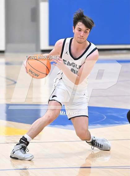 Thumbnail 1 in Phoenix Country Day vs. Desert Christian (PCDS Desert Classic) photogallery.