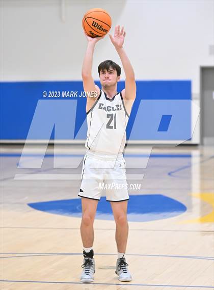 Thumbnail 3 in Phoenix Country Day vs. Desert Christian (PCDS Desert Classic) photogallery.
