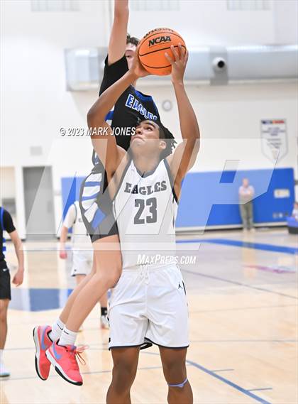 Thumbnail 3 in Phoenix Country Day vs. Desert Christian (PCDS Desert Classic) photogallery.