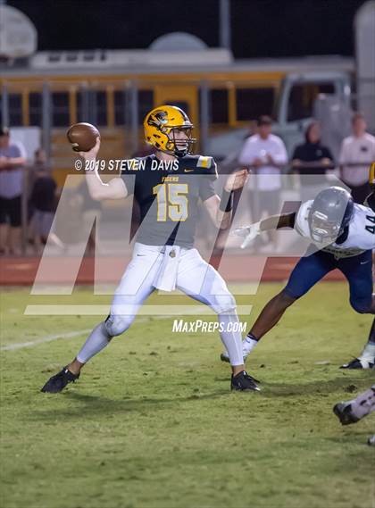 Thumbnail 3 in Casteel @ Gilbert photogallery.