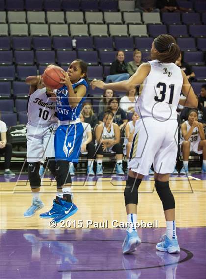 Thumbnail 2 in Mesquite vs Desert Vista (AIA Division 1 Quarterfinal) photogallery.
