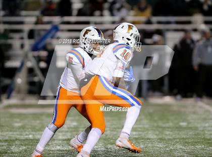 Thumbnail 2 in East St. Louis @ Mt. Carmel (IHSA Class 7A Quarterfinal) photogallery.