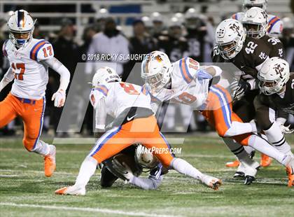 Thumbnail 1 in East St. Louis @ Mt. Carmel (IHSA Class 7A Quarterfinal) photogallery.