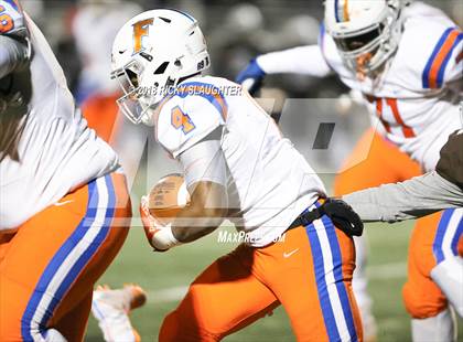 Thumbnail 1 in East St. Louis @ Mt. Carmel (IHSA Class 7A Quarterfinal) photogallery.