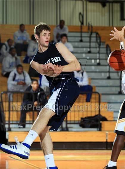 Thumbnail 1 in College Park vs. Marshall (McDonald's Texas Invitational) photogallery.