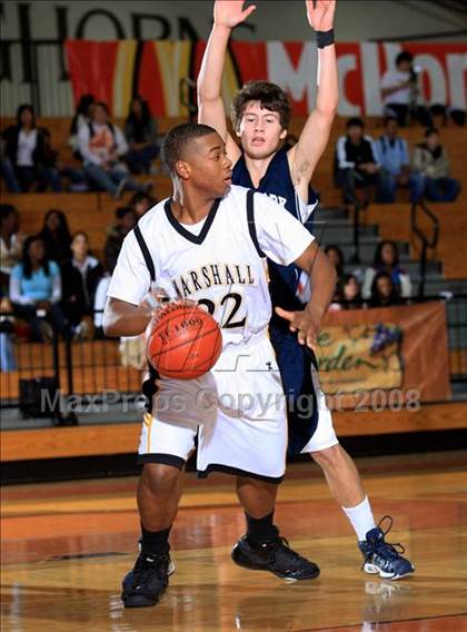 Thumbnail 2 in College Park vs. Marshall (McDonald's Texas Invitational) photogallery.