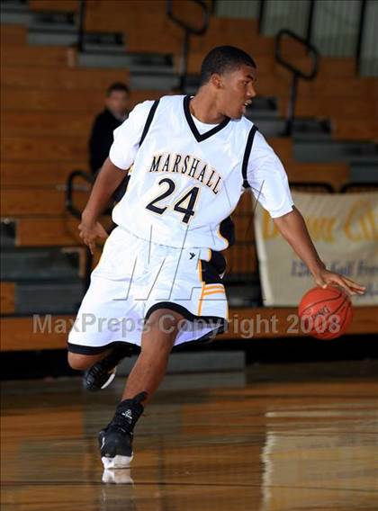 Thumbnail 2 in College Park vs. Marshall (McDonald's Texas Invitational) photogallery.