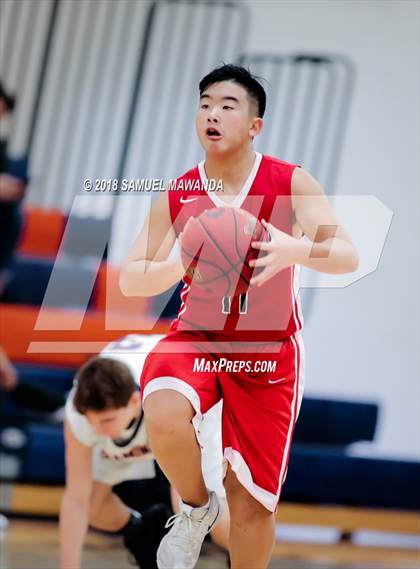 Thumbnail 2 in Cleveland vs. Chaminade photogallery.