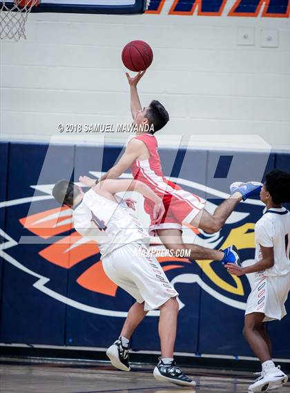 Thumbnail 1 in Cleveland vs. Chaminade photogallery.