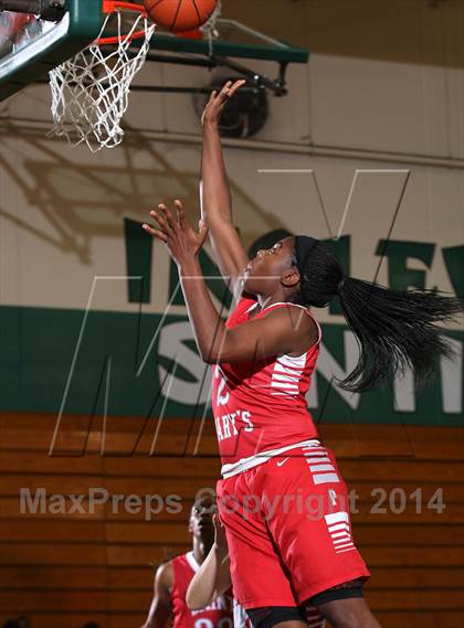 Thumbnail 2 in Saint Mary's vs. Mater Dei (Paul Pierce Classic) photogallery.